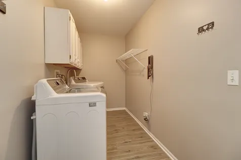 1956 Tilson Lane Romeoville IL 60446