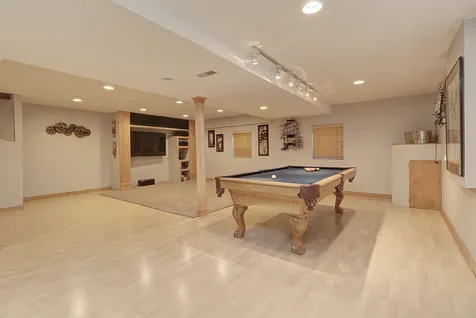 1956 Tilson Lane Romeoville IL 60446