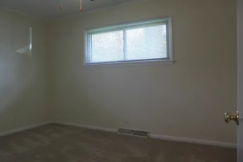 63 Pine Court Crystal Lake IL 60014