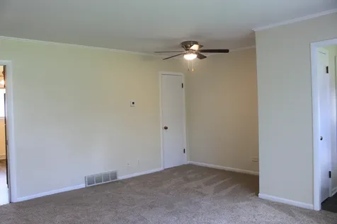63 Pine Court Crystal Lake IL 60014