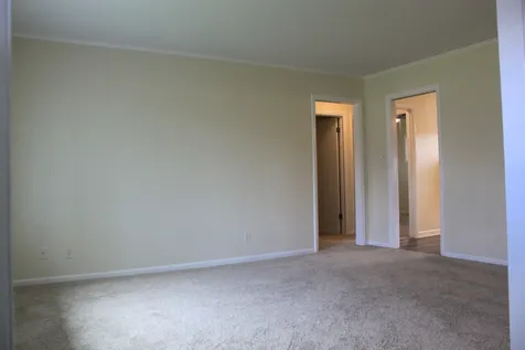 63 Pine Court Crystal Lake IL 60014
