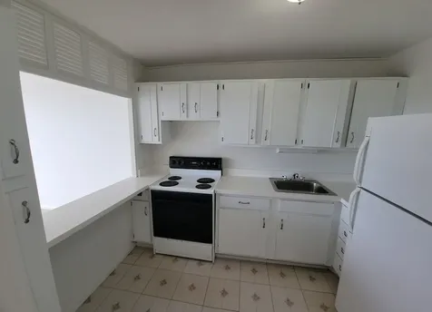 5445 North Sheridan Road Chicago IL 60640