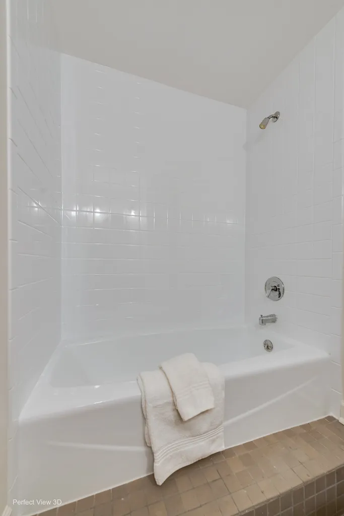 1872 North Clybourn Avenue Chicago IL 60614