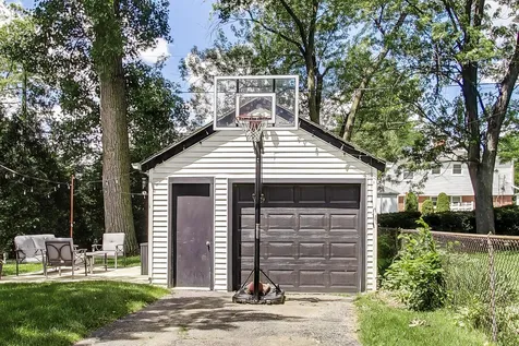 206 South Owen Street Mount Prospect IL 60056