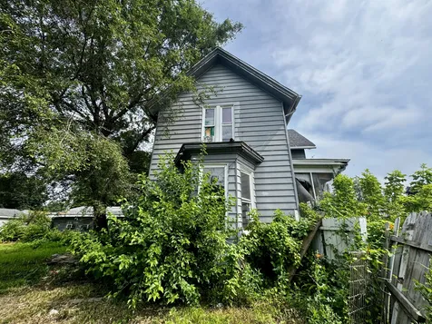 526 North Chestnut Street Princeton IL 61356