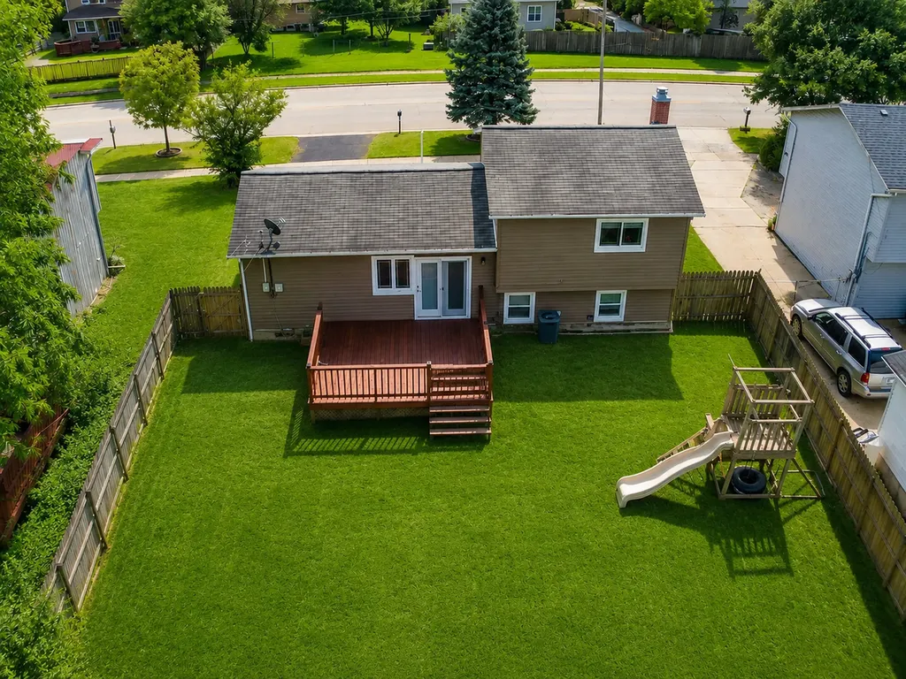 206 East Briarcliff Road Bolingbrook IL 60440