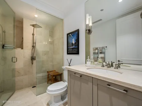 159 East Walton Place Chicago IL 60611