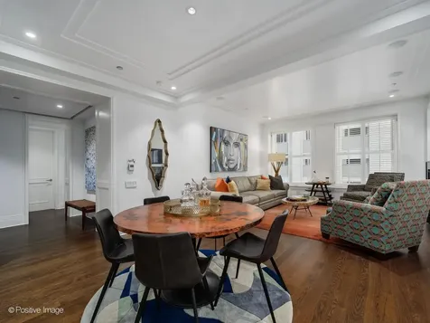 159 East Walton Place Chicago IL 60611