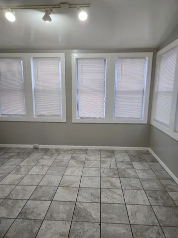 3240 West 64th Place Chicago IL 60629