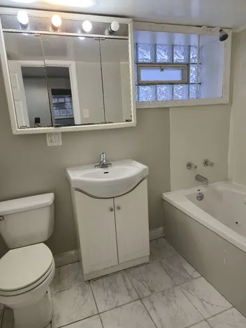 3240 West 64th Place Chicago IL 60629