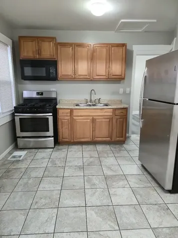 3240 West 64th Place Chicago IL 60629