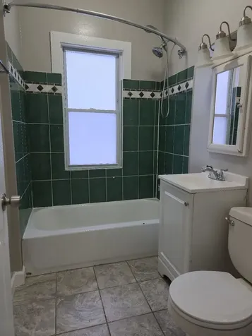 3240 West 64th Place Chicago IL 60629