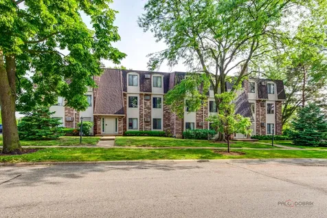 985 South Court Of Shorewood Court Vernon Hills IL 60061