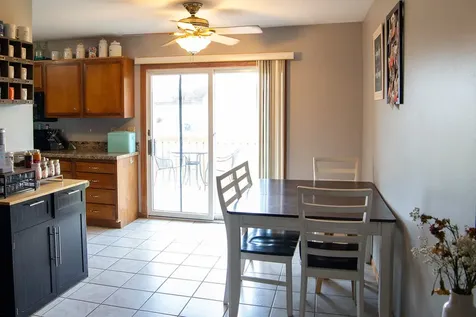 1015 Suncrest Drive Fulton IL 61252