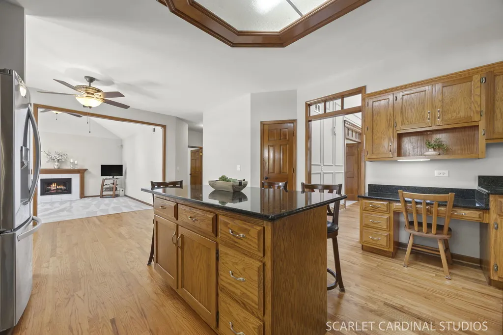 2760 Castlewood Court Aurora IL 60504