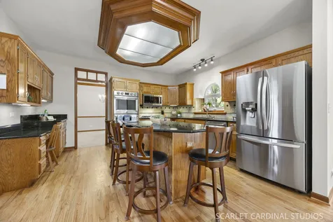 2760 Castlewood Court Aurora IL 60504