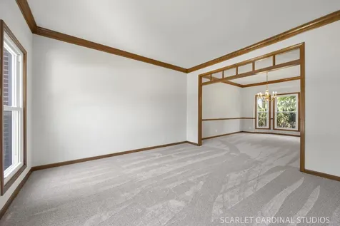 2760 Castlewood Court Aurora IL 60504