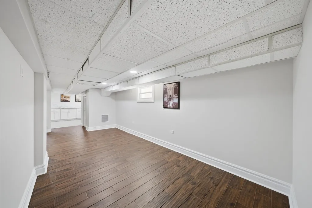 6153 West 63rd Street Chicago IL 60638