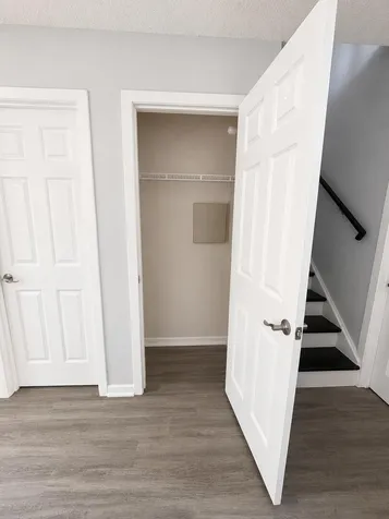 624 West Happfield Drive Arlington Heights IL 60004