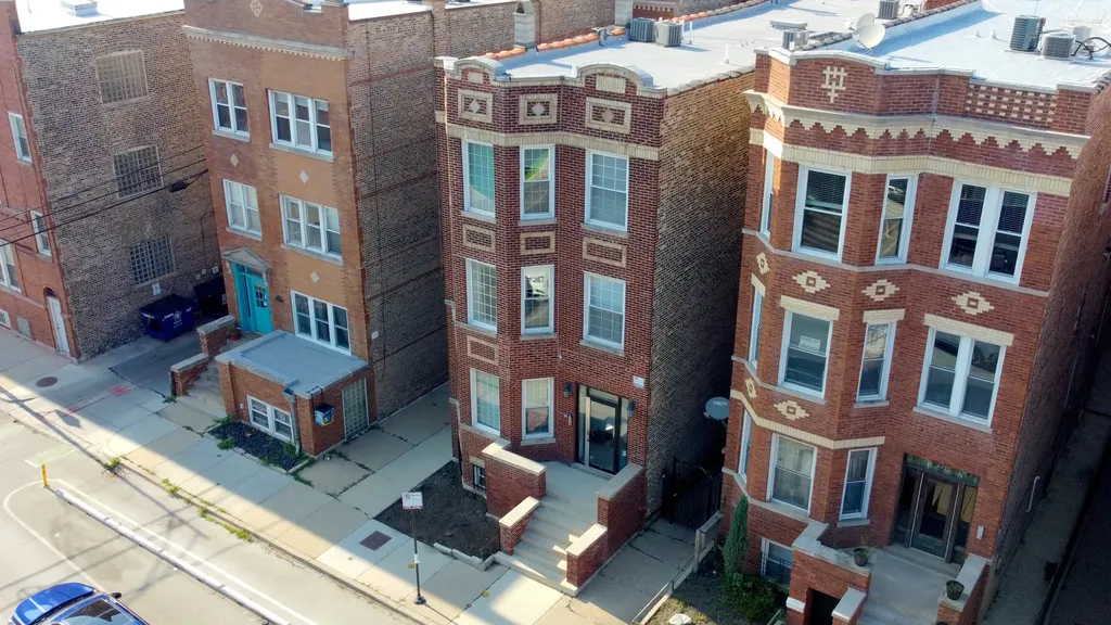 2342 West Augusta Boulevard Chicago IL 60622