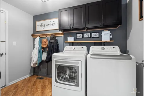 549 Peregrine Parkway Bartlett IL 60103
