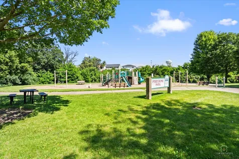 549 Peregrine Parkway Bartlett IL 60103