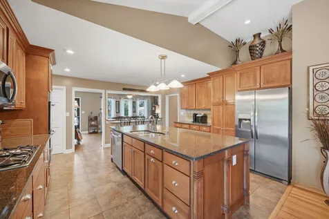 28 South Cherry Drive Oswego IL 60543