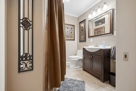 28 South Cherry Drive Oswego IL 60543