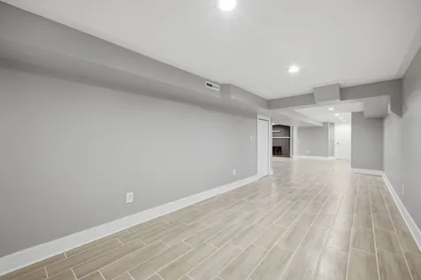 28 South Cherry Drive Oswego IL 60543