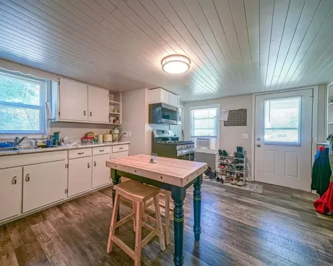1009 South 4th Street Oregon IL 61061