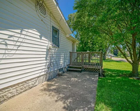 1009 South 4th Street Oregon IL 61061