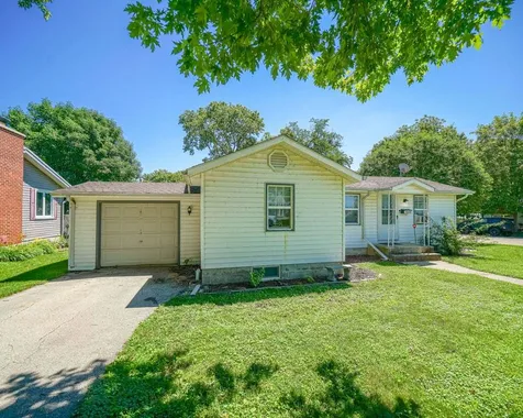 1009 South 4th Street Oregon IL 61061