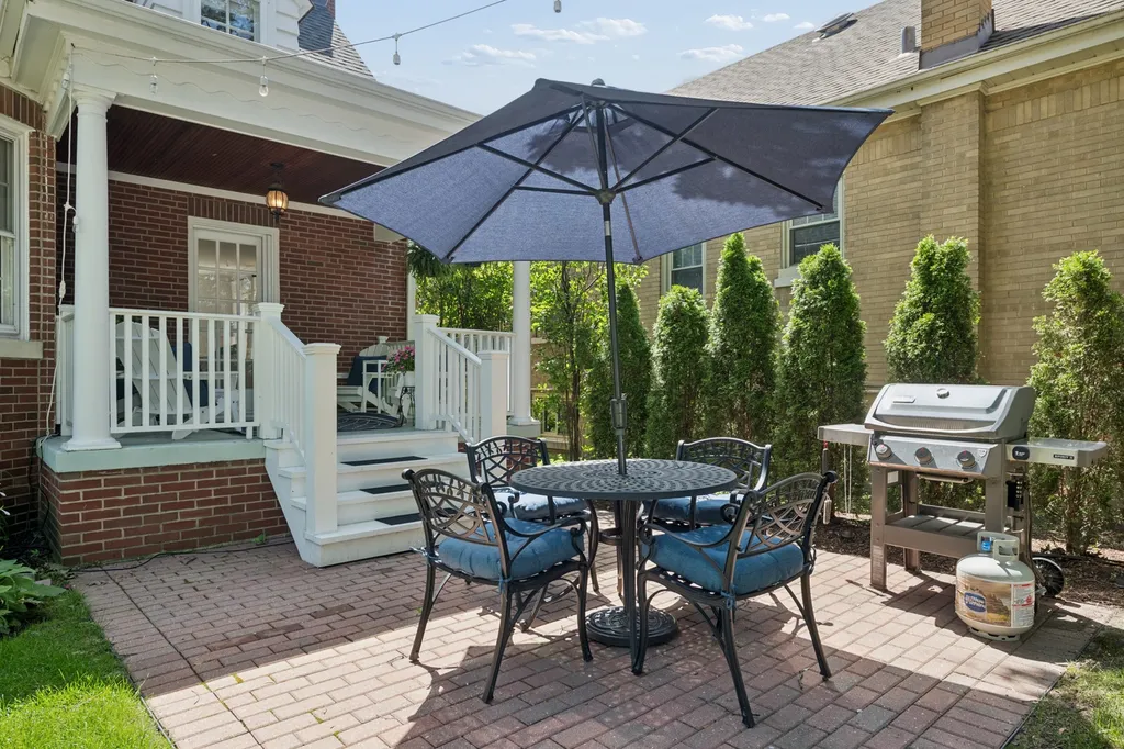 110 North Merrill Street Park Ridge IL 60068