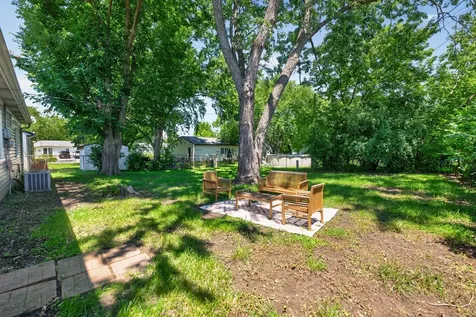 103 Willow Road Streamwood IL 60107