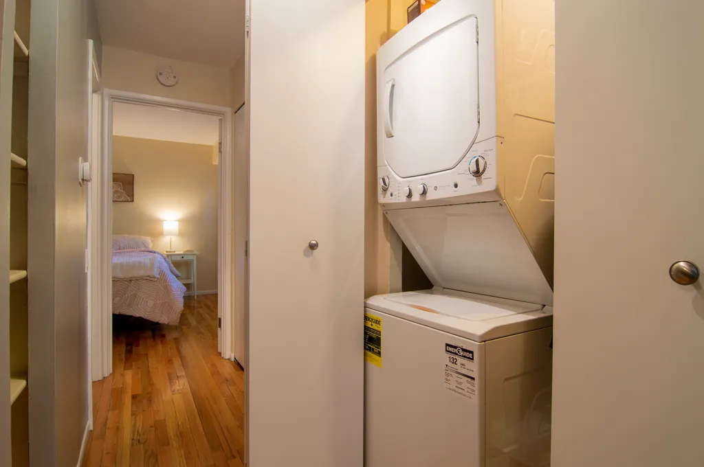 2044 North Larrabee Street Chicago IL 60614