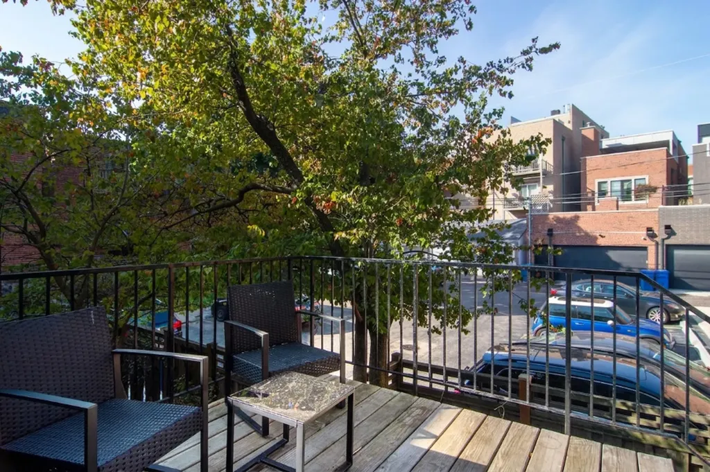 2044 North Larrabee Street Chicago IL 60614