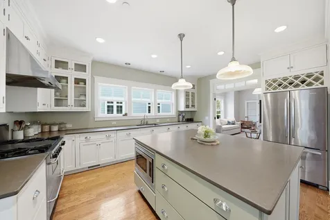 611 Prairie Avenue Barrington IL 60010