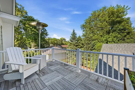 611 Prairie Avenue Barrington IL 60010