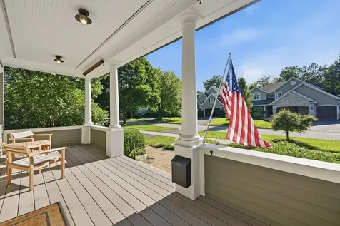 611 Prairie Avenue Barrington IL 60010