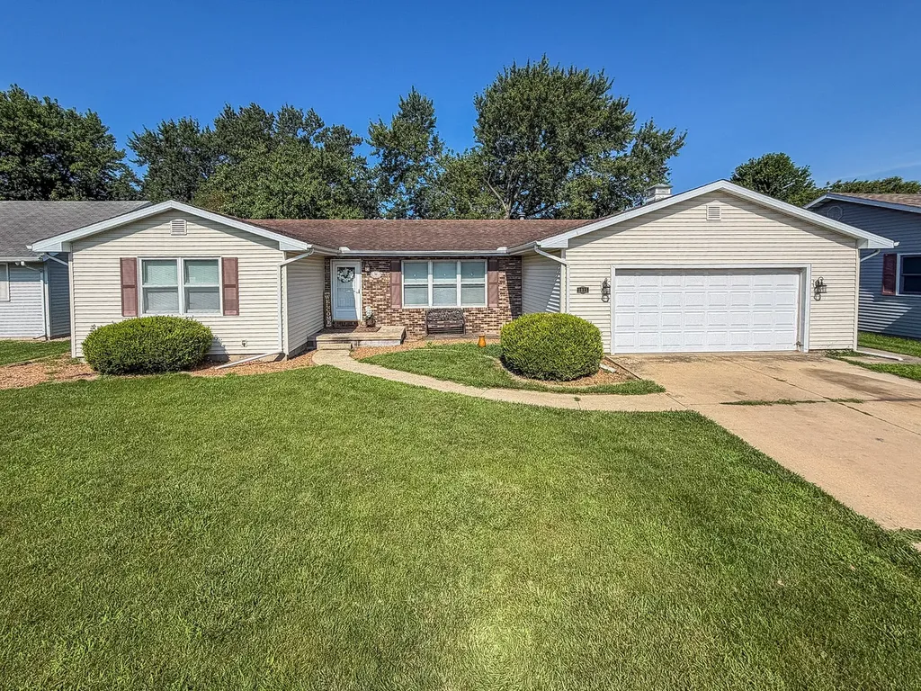 1015 Cambridge Drive Rantoul IL 61866