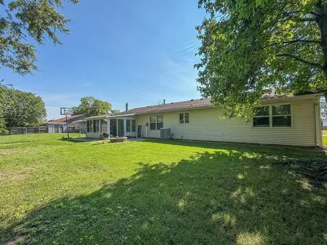1015 Cambridge Drive Rantoul IL 61866