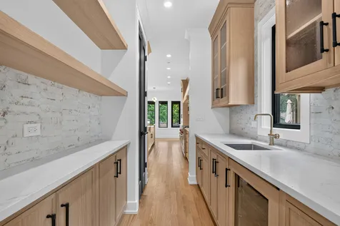 704 Monroe Avenue River Forest IL 60305