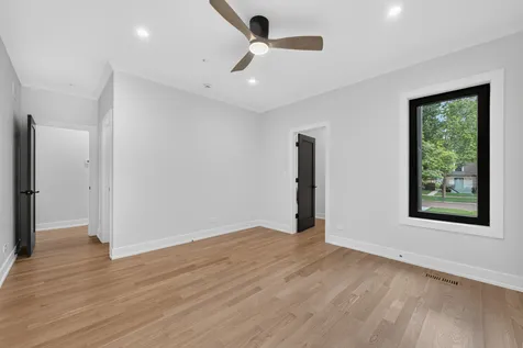 704 Monroe Avenue River Forest IL 60305