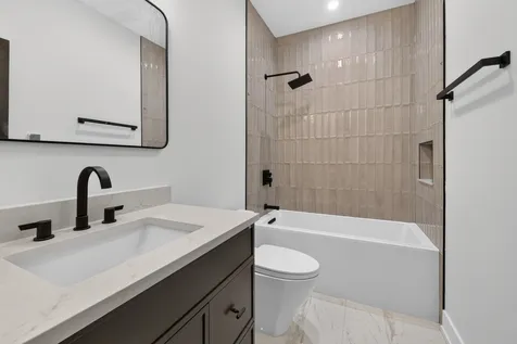 704 Monroe Avenue River Forest IL 60305
