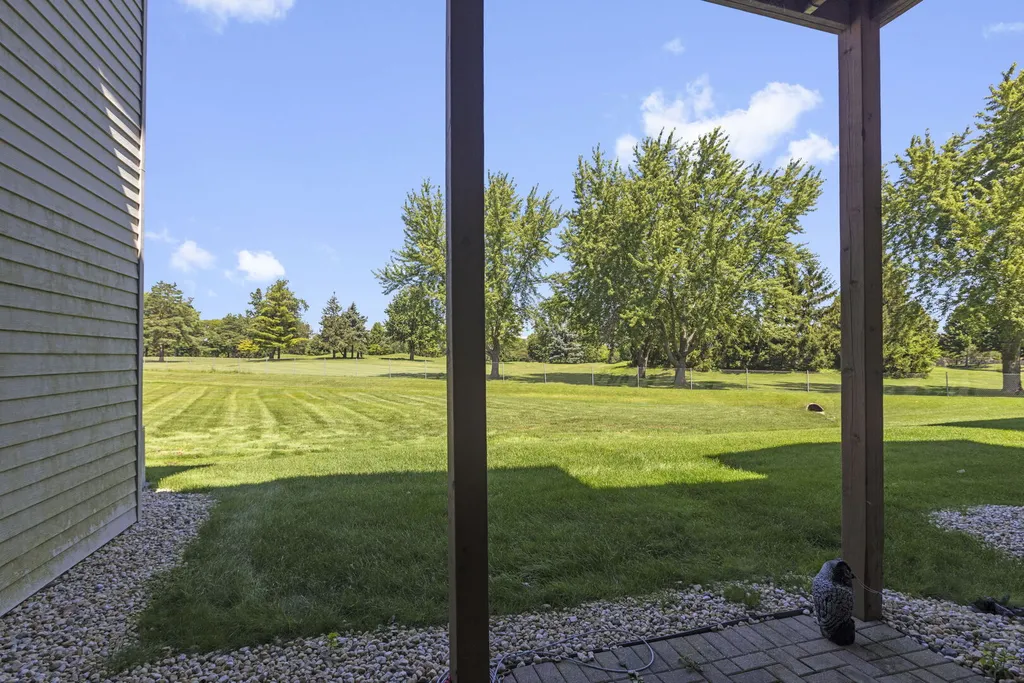 11174 Algonquin Road Huntley IL 60142
