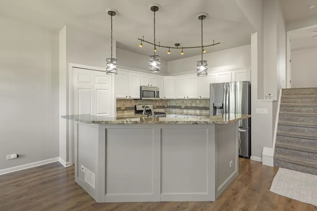 11174 Algonquin Road Huntley IL 60142
