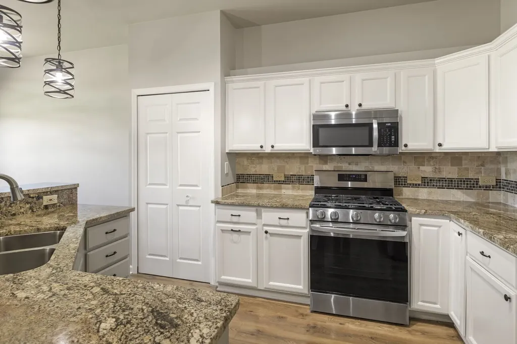 11174 Algonquin Road Huntley IL 60142