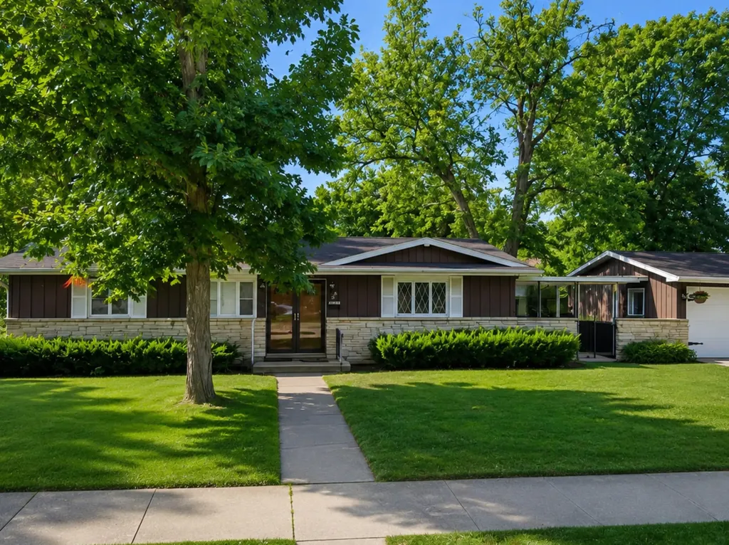 2805 Wall Avenue Waukegan IL 60087