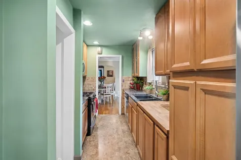 1312 22ND Avenue Rock Island IL 61201