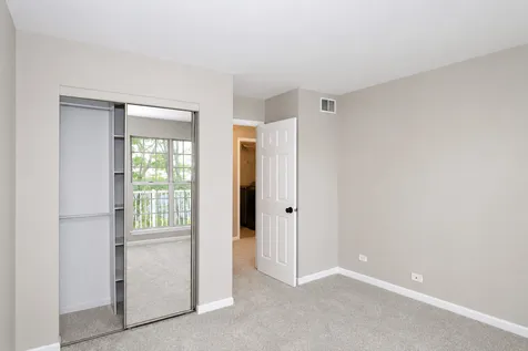 622 Grosse Pointe Circle Vernon Hills IL 60061
